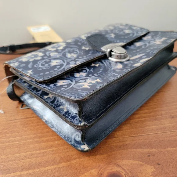 NWT Patricia Nash Laurentina Italian Folklore Blue Floral Print Leather Purse - Picture 12 of 16